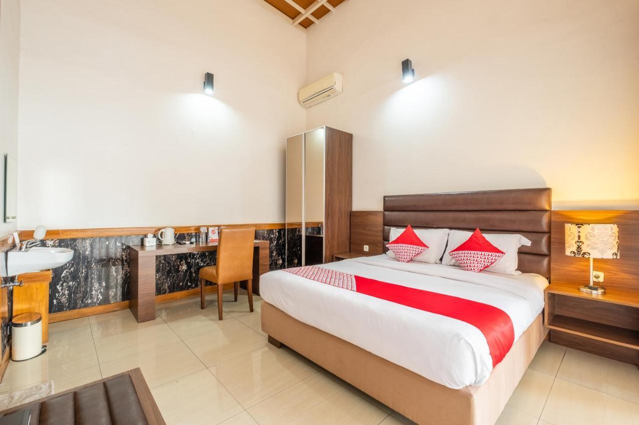 Oyo 1210 Nice Guesthouse Bandung Kültér fotó